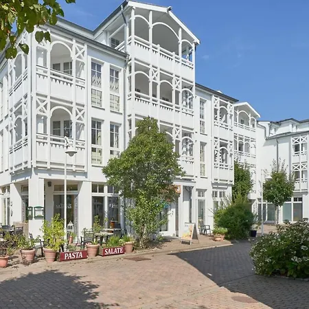 Appartamento Ansprechende Mit Balkon Und Badewanne In *