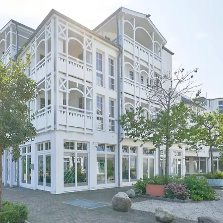 Ansprechende Mit Balkon Und Badewanne In Appartamento Sellin (Rugen)