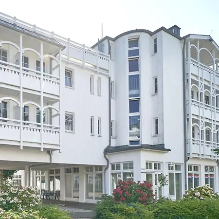 Ansprechende Mit Balkon Und Badewanne In * Sellin (Rugen)